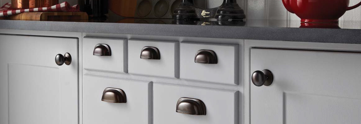 Kitchen Door Handles and Knobs | Oakhurst Interiors